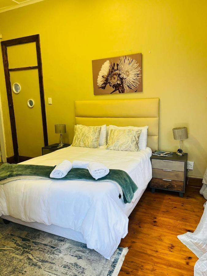 St Eve Lodge & Spa Блумфонтейн Екстер'єр фото