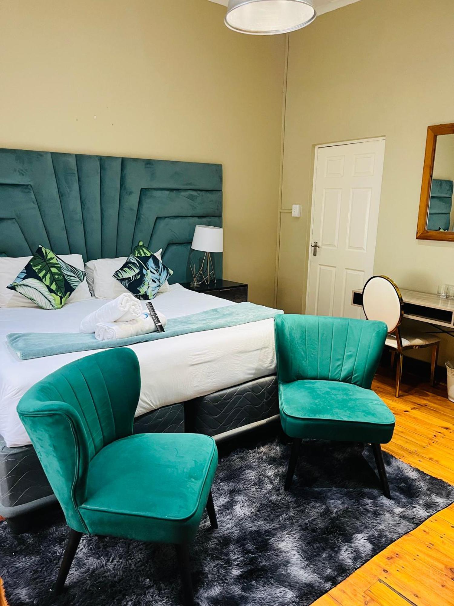 St Eve Lodge & Spa Блумфонтейн Екстер'єр фото